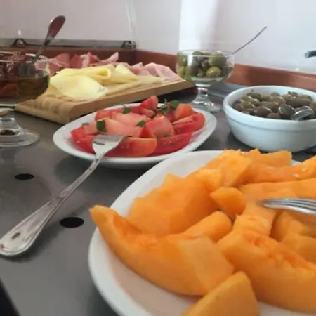 Andromaco Palace מלון 3*