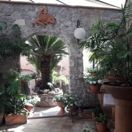 Andromaco Palace 3*
