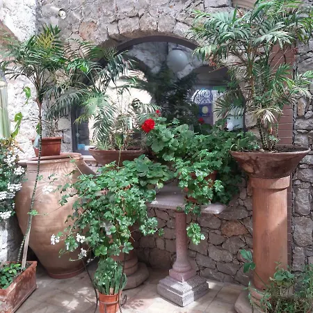 Andromaco Palace טאורמינה