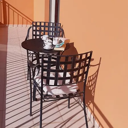 Andromaco Palace מלון 3*